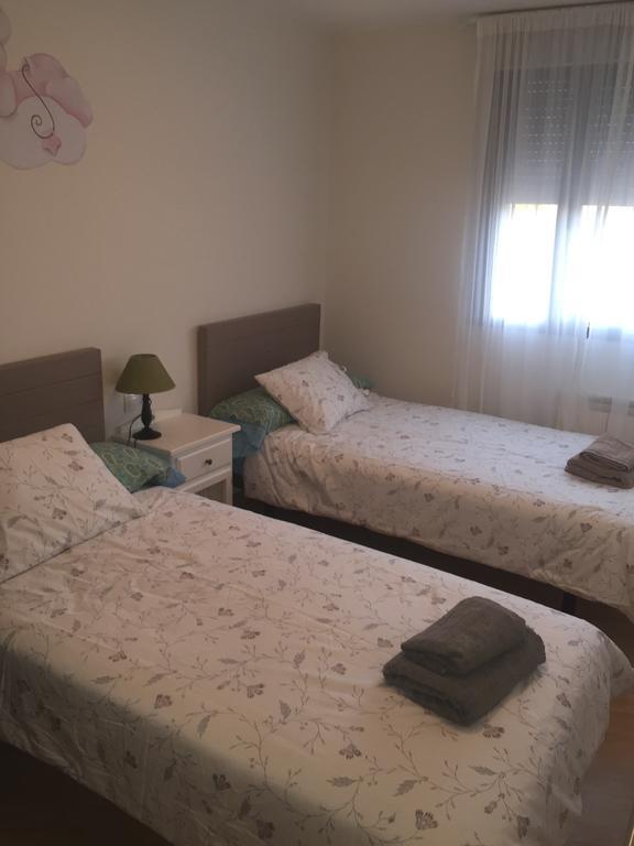 Apartamentos Mequedo Alcañiz Екстериор снимка